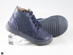 Wing Toe with lace up shoes for kids