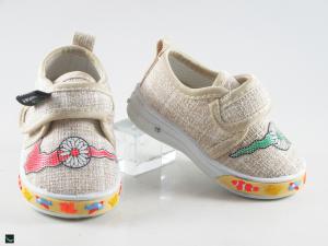 Embroidery Toe with mesh for kids in Beige