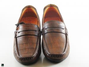 Brown checks loafer