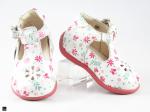 Floral printed kids shoe in white - 4
