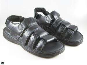 Black comfortable  slippers  in leathers