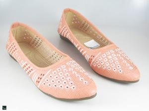 Jutis for women with stone in pink