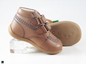 Double strap kids shoes in tan