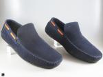Plain hand made suede moccasin in blue with lace - 3