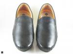 Black casual loafers - 3
